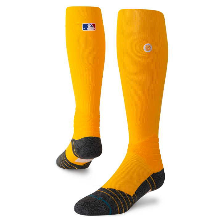 YELLOW,M